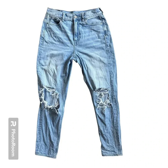 American Eagle High Rise Mom
Jeans Womens 4 Light Wash Blue
Denim - Picture 1 of 9